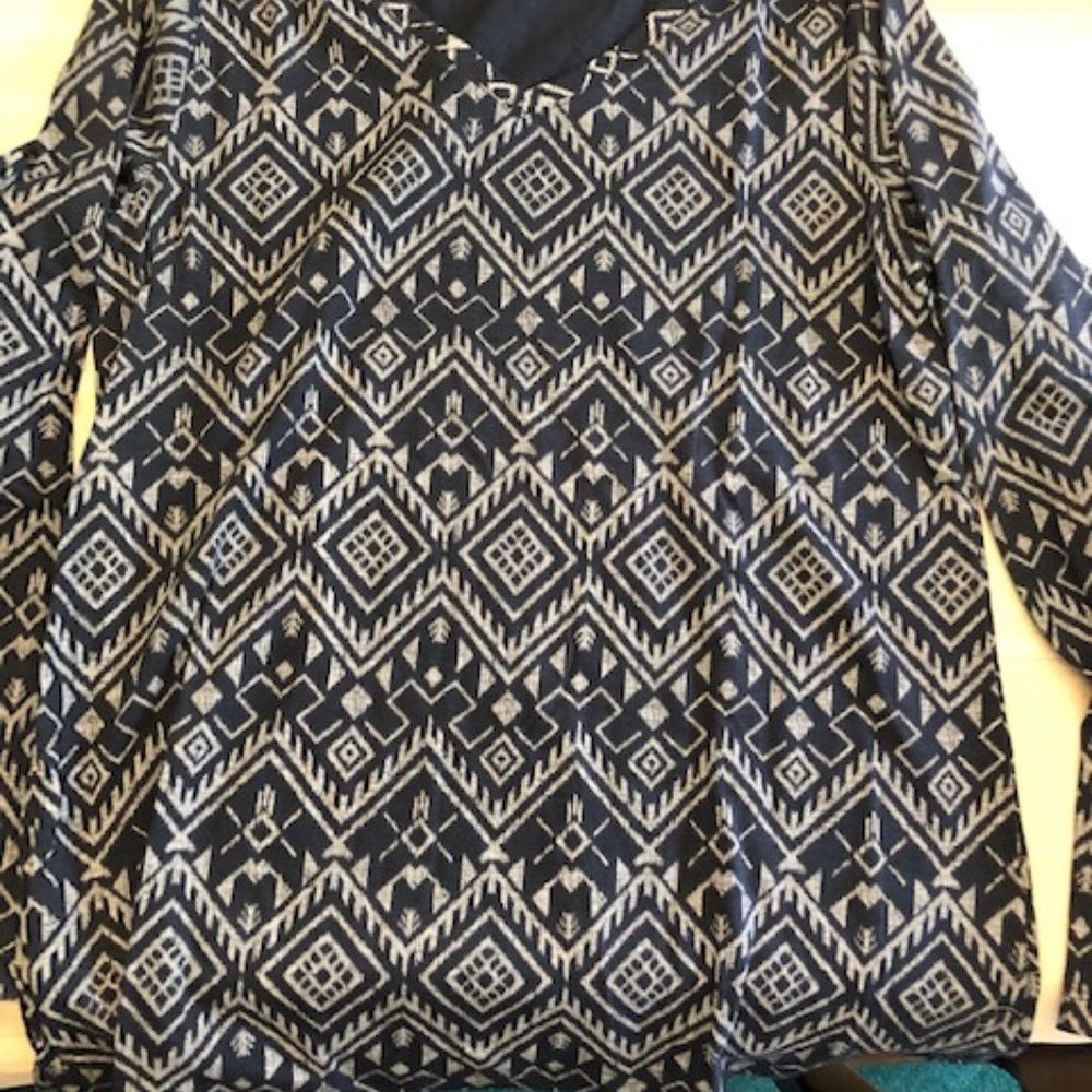 3 Long Sleeve Shirts Size Large Never Worn